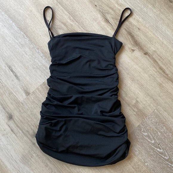 Mini black dress - Picture 1 of 3